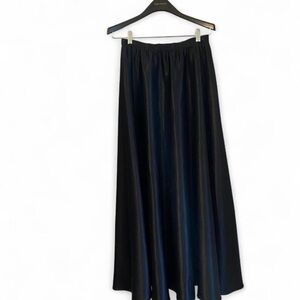 Elegant‎ Black Satin Maxi Skirt